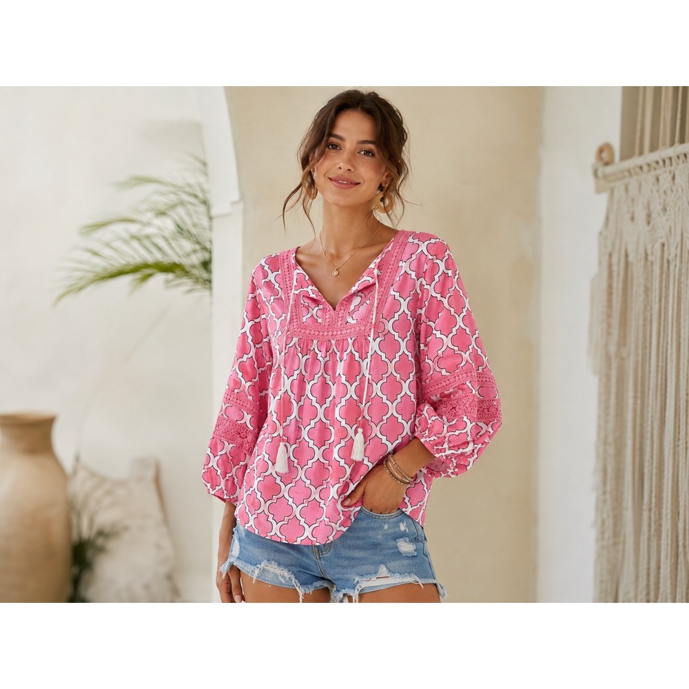 Crown & Ivy Petite Pink Quatrefoil Crochet Lace Tassel Peasant Blouse PS